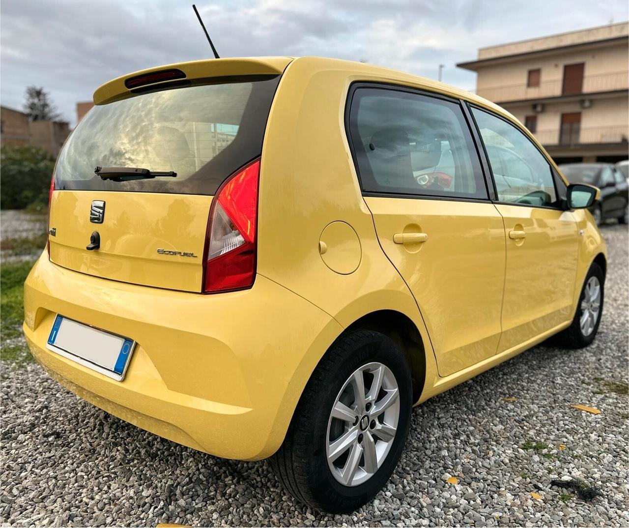 Seat Mii 1.0 68 CV 5 porte Chic Ecofuel