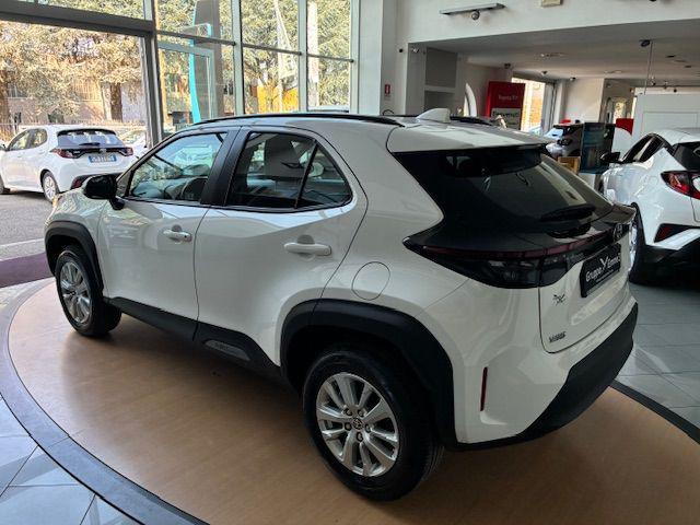TOYOTA Yaris Cross 1.5H (116 CV) E-CVT Active
