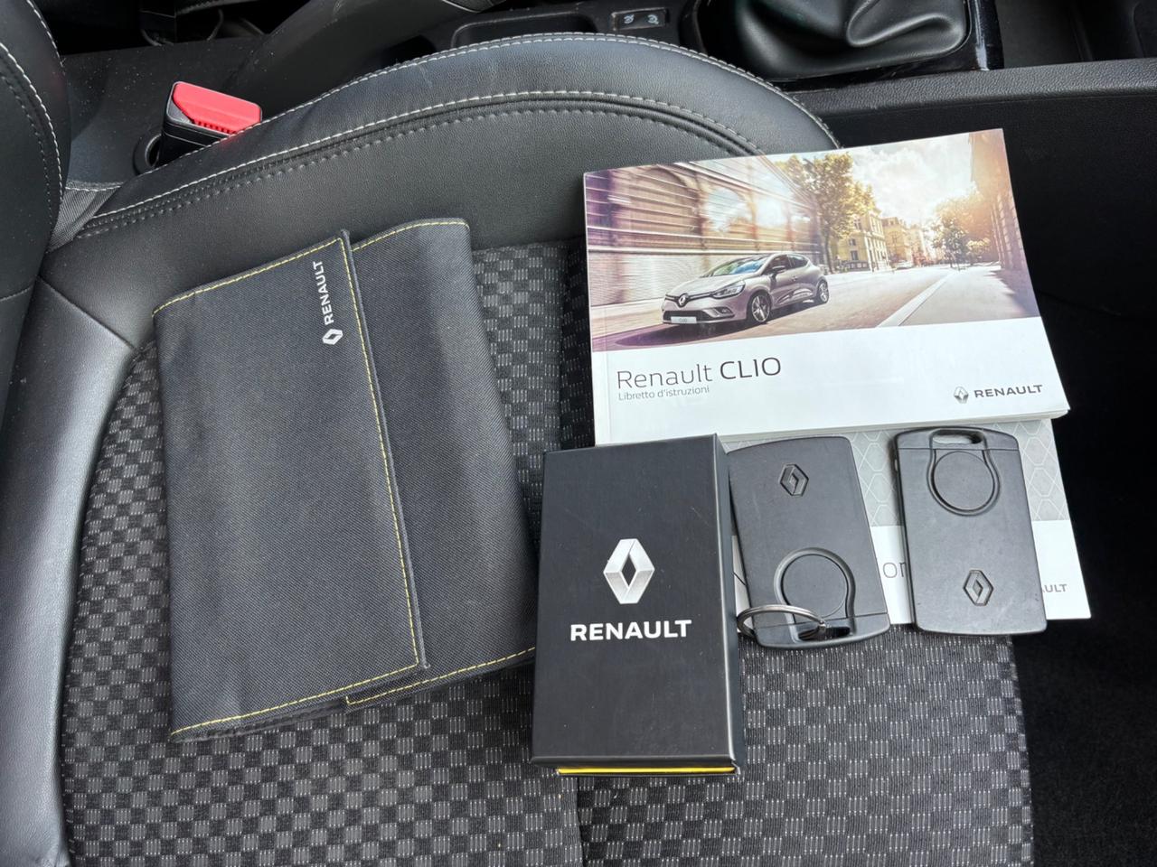 Renault Clio TCe 12V 90 CV GPL MOSCHINO, GARANZIA