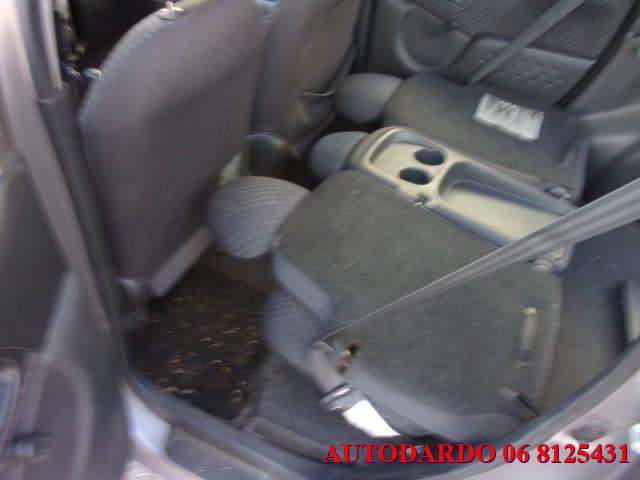 TOYOTA Yaris Verso 1.3i 16V cat Sol '03