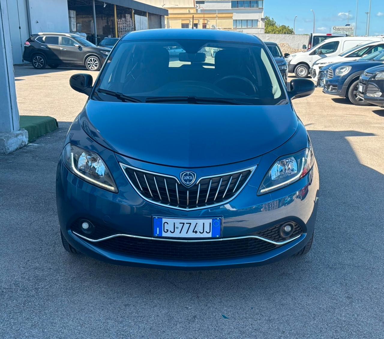 Lancia Ypsilon 1.0 FireFly 5 porte S&S Hybrid Gold