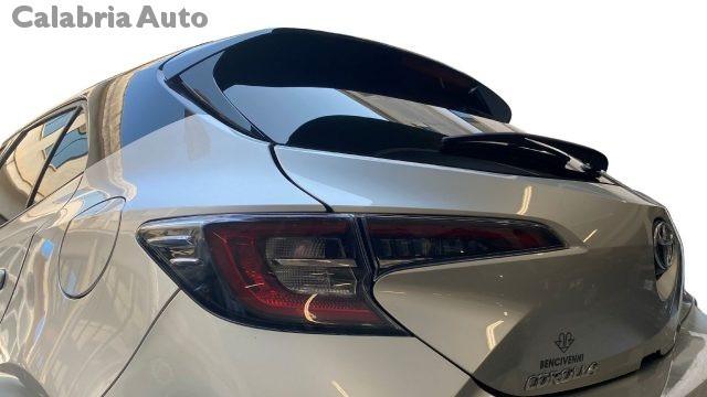 TOYOTA Corolla 2.0 Hybrid Lounge