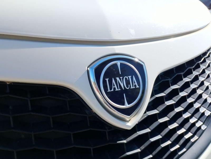 Lancia Ypsilon Ypsilon 1.0 firefly hybrid Gold s&s 70cv