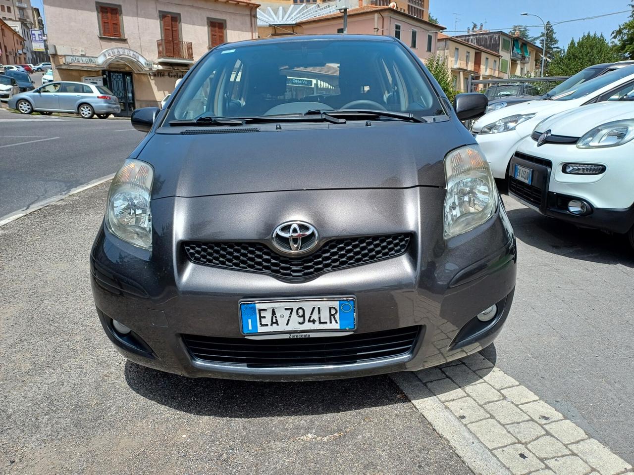 Toyota Yaris 1.4 d.4 diesel sol