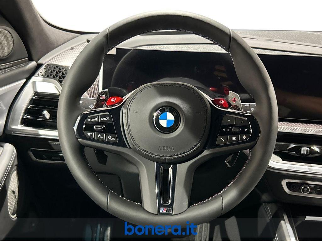 BMW XM 4.4 Label Steptronic