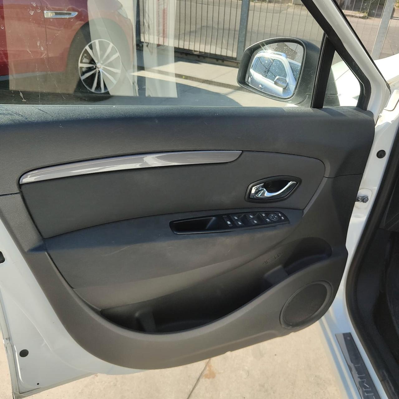 Renault Scenic Scénic XMod dCi 110 CV Start&Stop Energy Limited