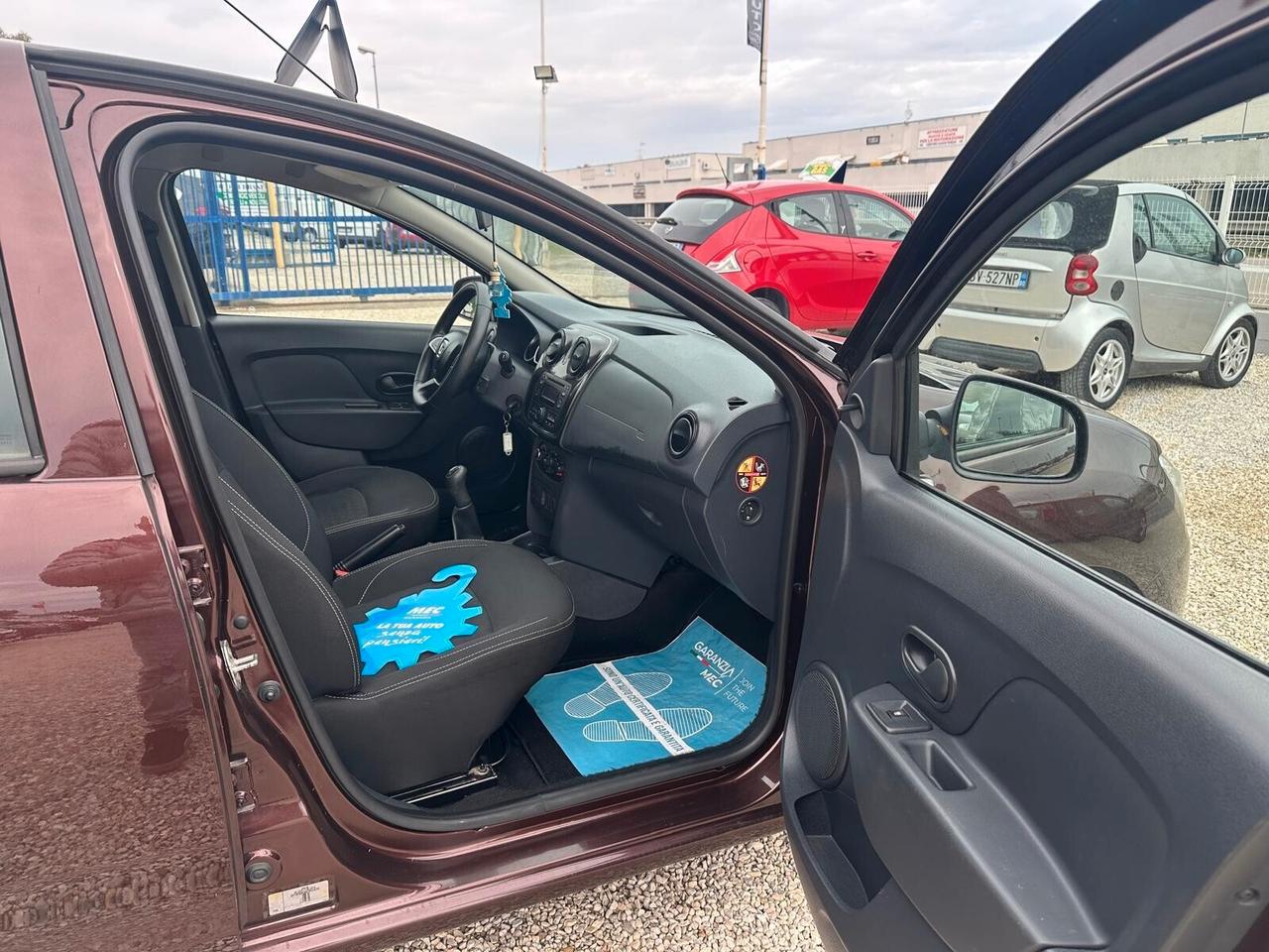 Dacia Sandero 1.0 SCe 12V 75CV Lauréate