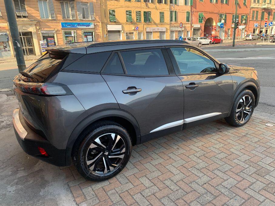 Peugeot 2008 PureTech 130 S&S Allure Pack