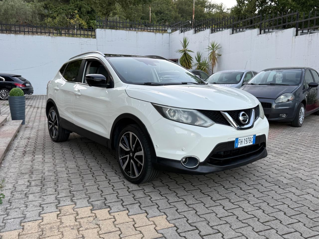 Nissan Qashqai 1.6 dCi 2WD Tekna FULL