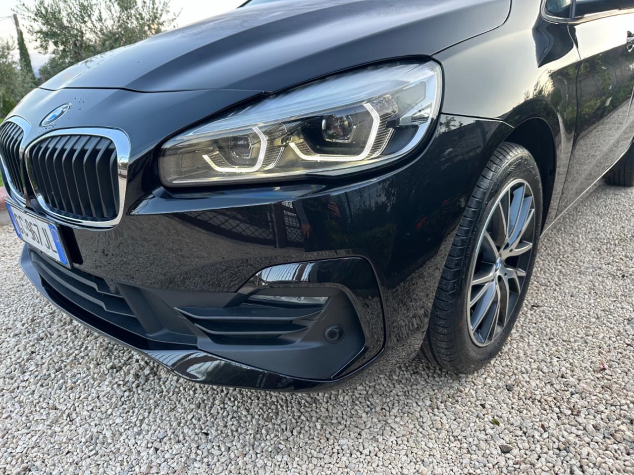 Bmw 2er Active Tourer 218i Active Tourer Luxury