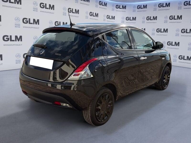 Lancia Ypsilon 1.0 FireFly 70cv Hybrid Silver Plus