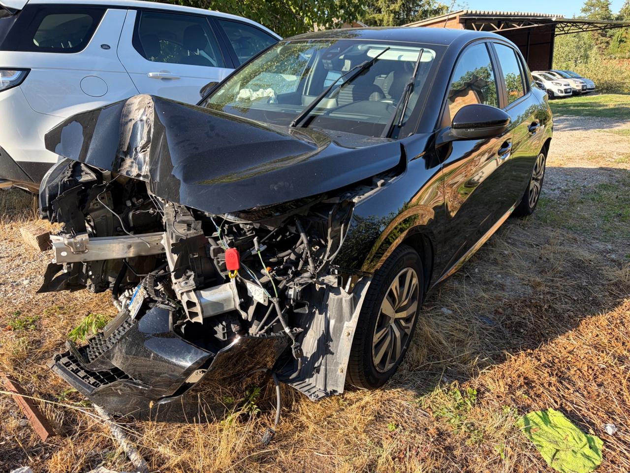Peugeot 208 PureTech 1.2 65MILA KM INCIDENTATA