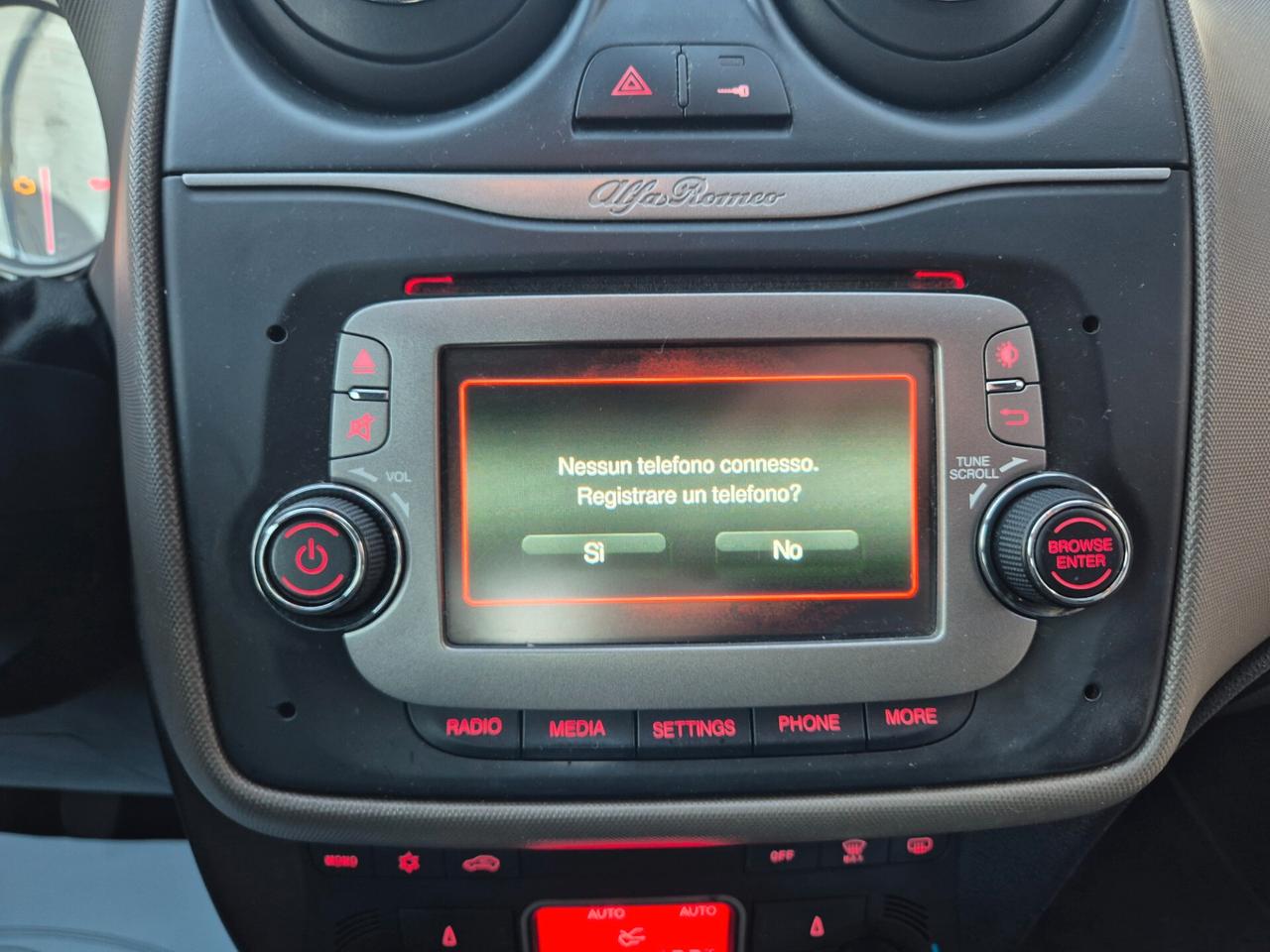 Alfa Romeo MiTo 1.3 JTDm 85 CV S&S Distinctive