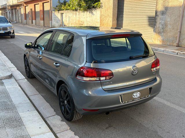 VOLKSWAGEN Golf 1.6TDI DSG Highline