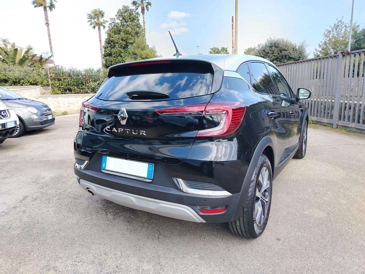 Renault Captur 1.5 Blue dCi 95 CV Intens