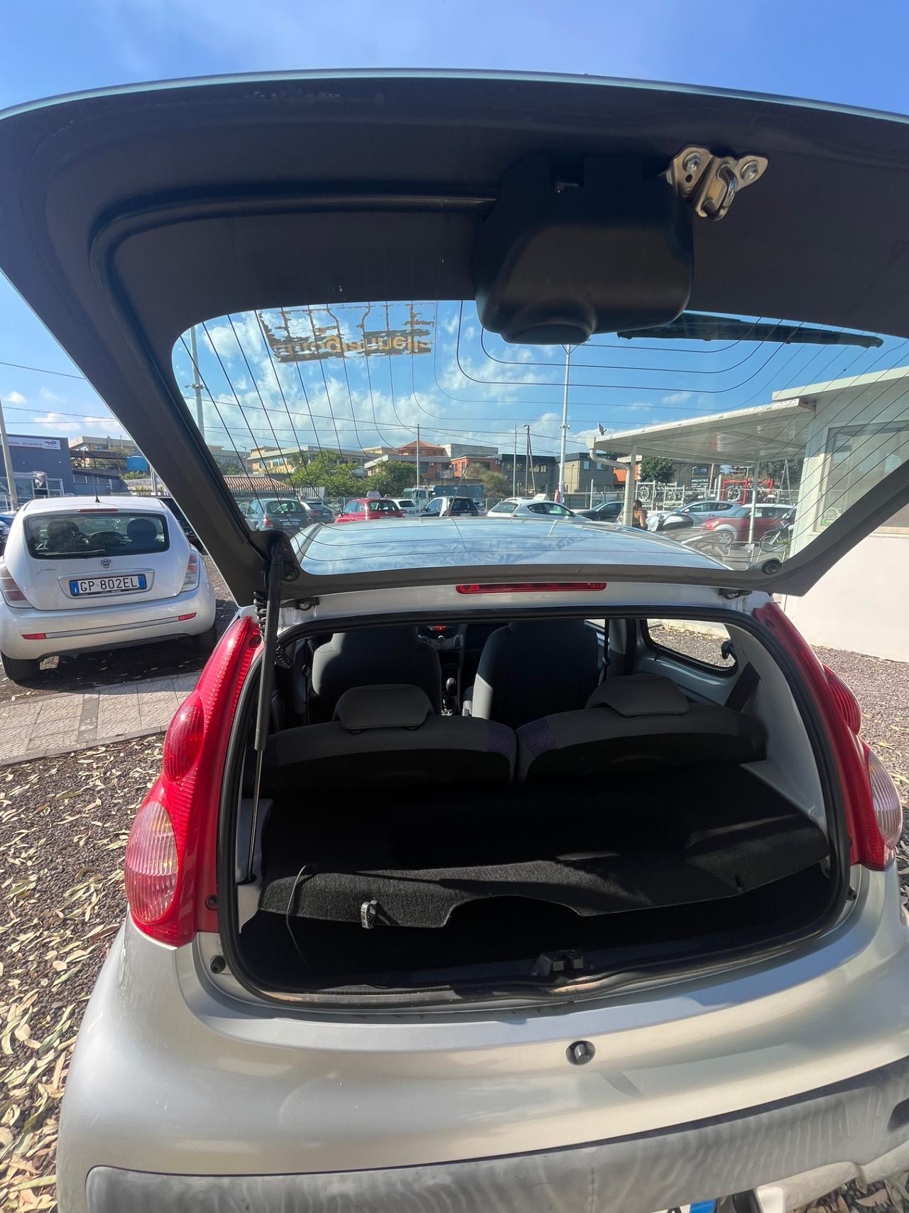 Peugeot 107 1.0 68CV 5p. Plaisir