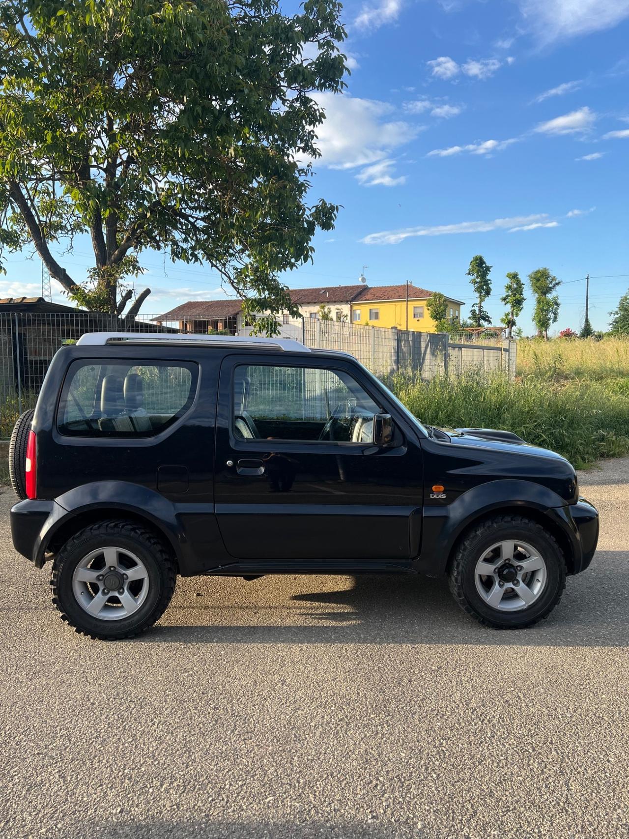 Suzuki Jimny 1.5 DDiS cat 4WD JLX