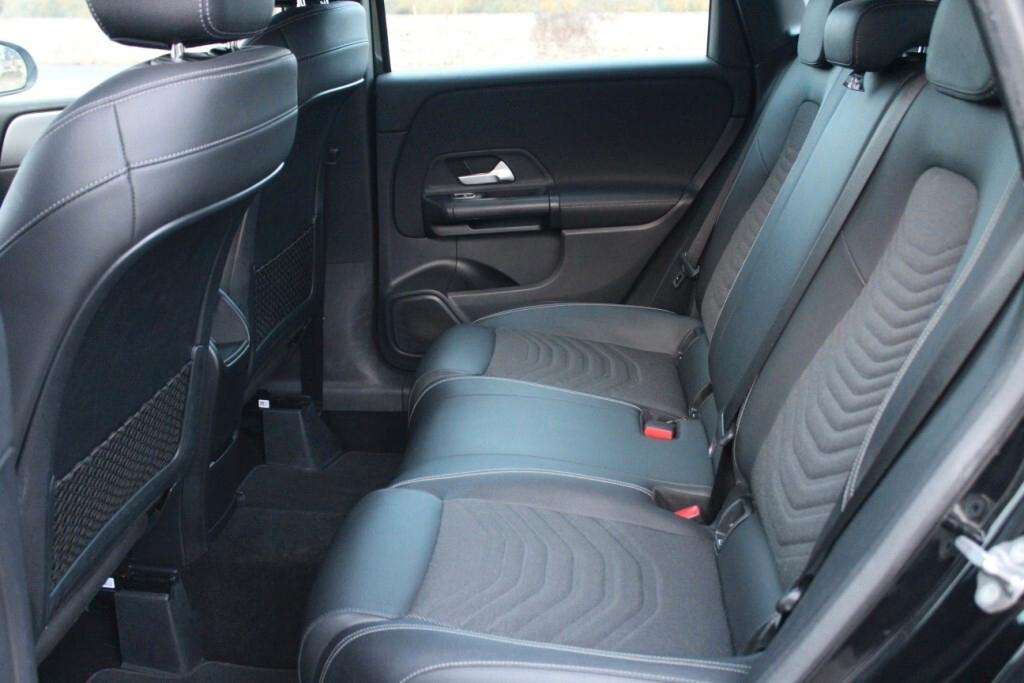 MERCEDES Classe B 180 d Aut. *FULL LED *Pelle