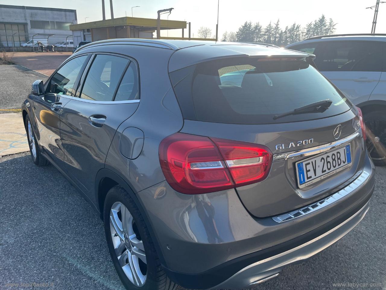 MERCEDES-BENZ GLA 200 CDI Automatic Sport