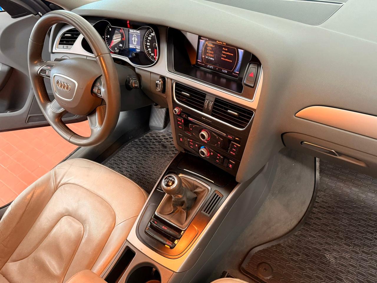 Audi A4 S-line 2.0 TDI 143CV 6 Marce ok Neopatentati