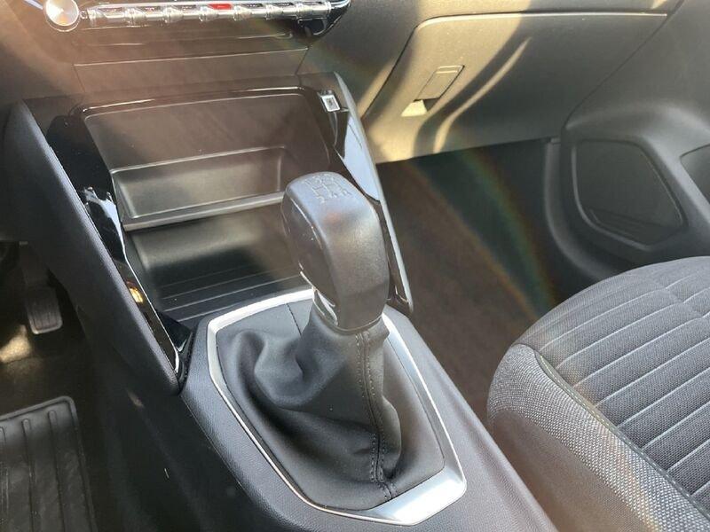 Peugeot 208 II 2023 1.2 puretech Active s&s 75cv