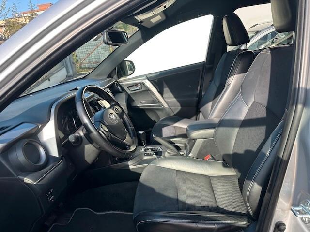 Toyota RAV 4 RAV4 2.5 Hybrid 2WD Style unipro km cert italiana navi retrocam