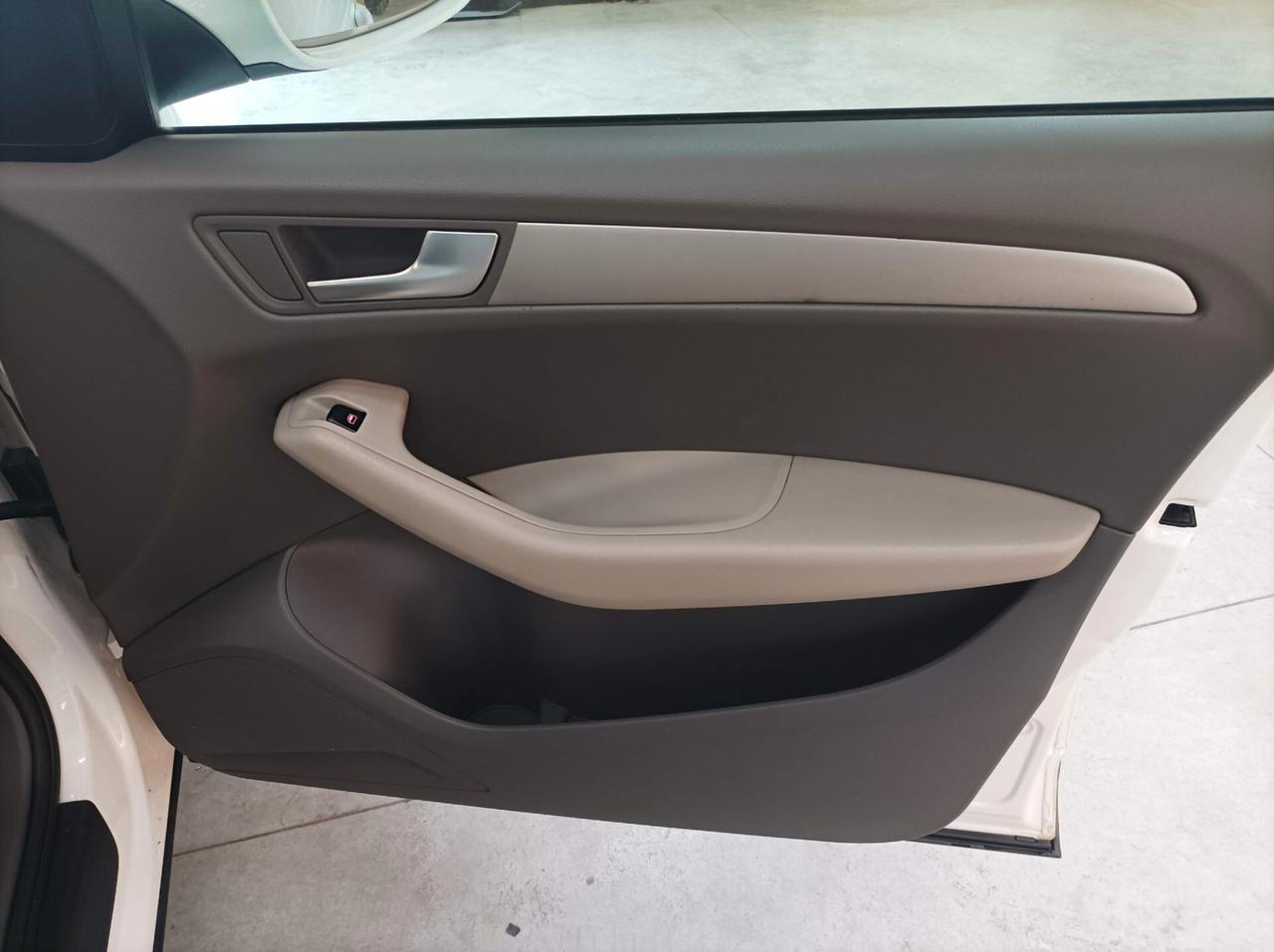 Audi Q5 2.0 TDI 143 CV quattro 06/2011