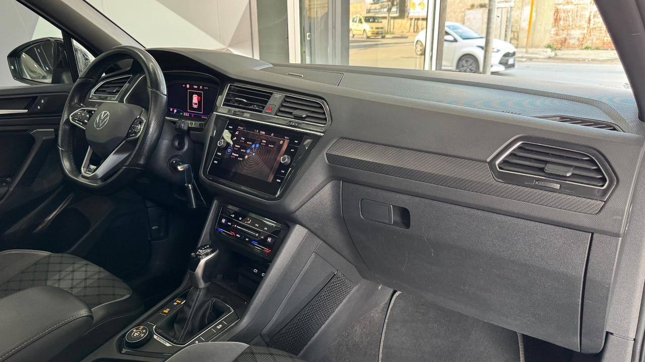 Volkswagen Tiguan 2.0 TDI 200 CV SCR DSG 4MOTION R-Line