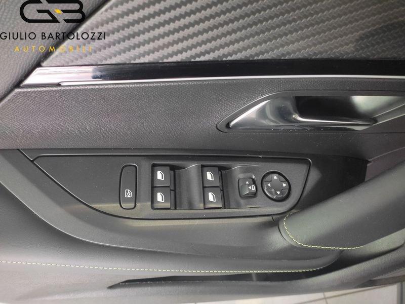 Peugeot 2008 Hybrid 145cv e-DCS6 GT auto