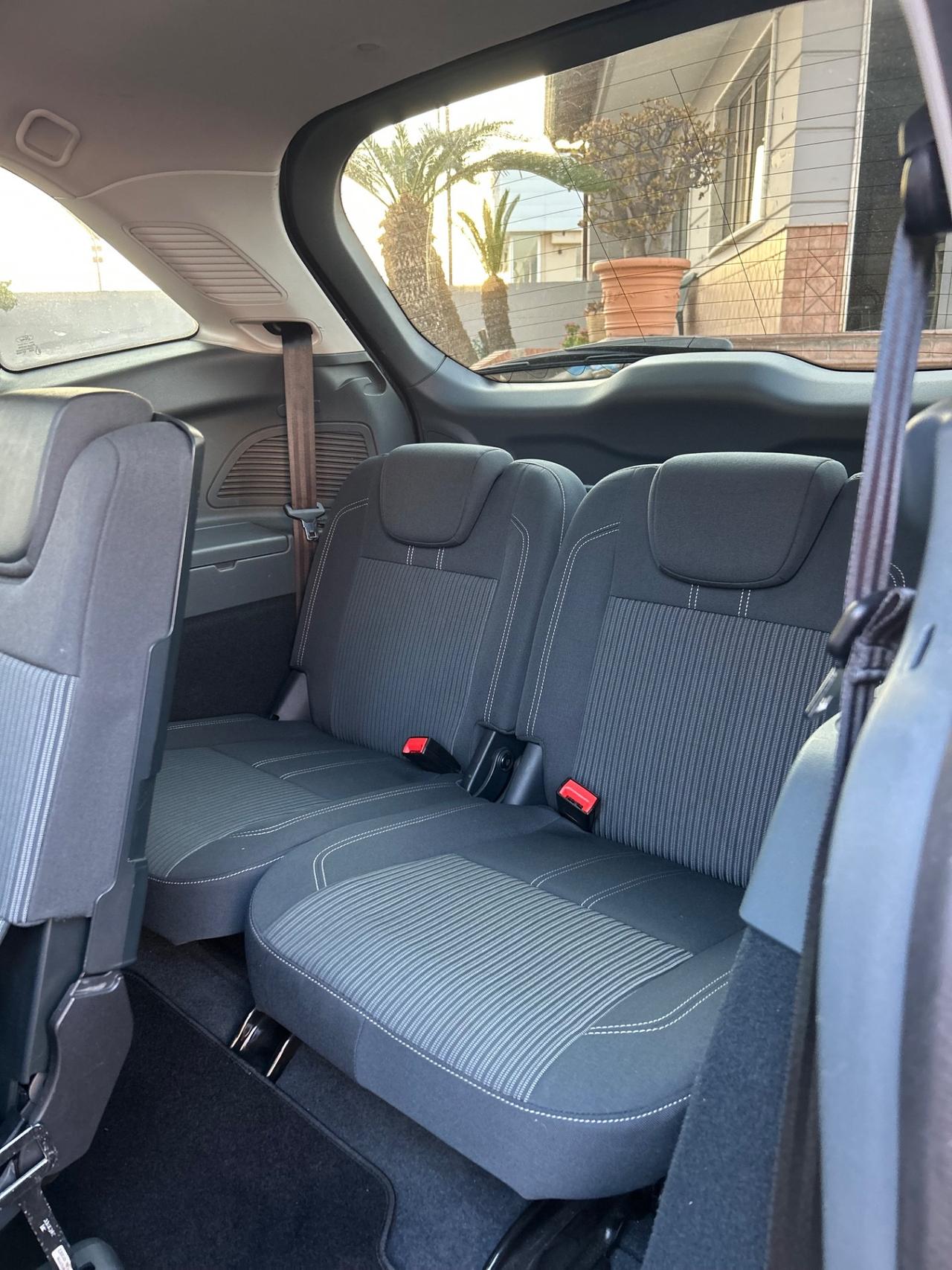 Ford C-Max 7posti 1.6 TDCi Titanium