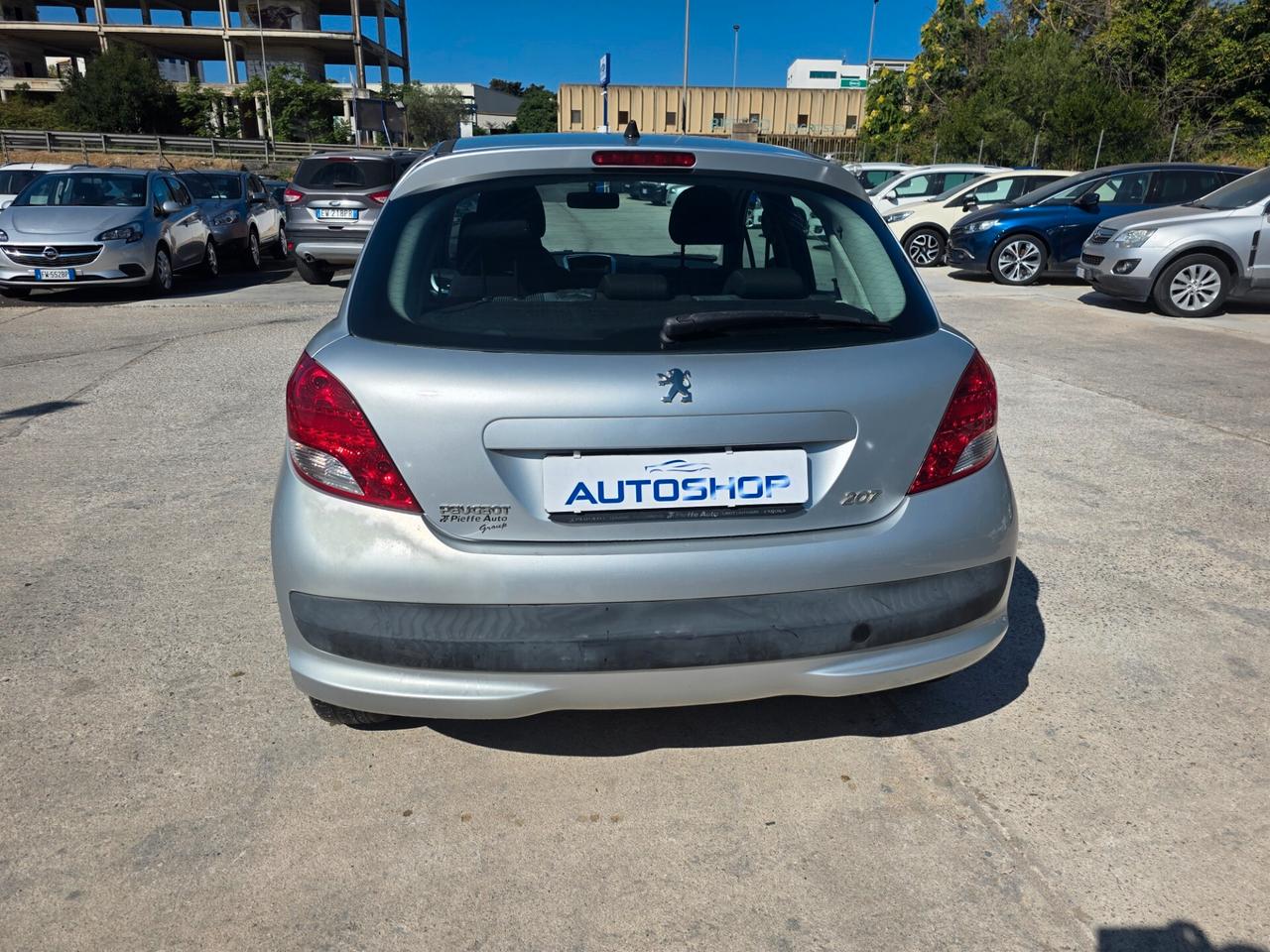 Peugeot 207 1.4 8V 75CV Energie