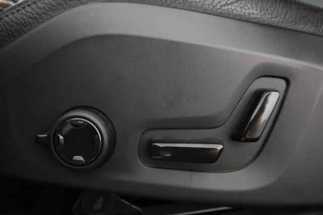 VOLVO XC90 XC90 B5 (d) AWD automatico 7 posti Plus Bright