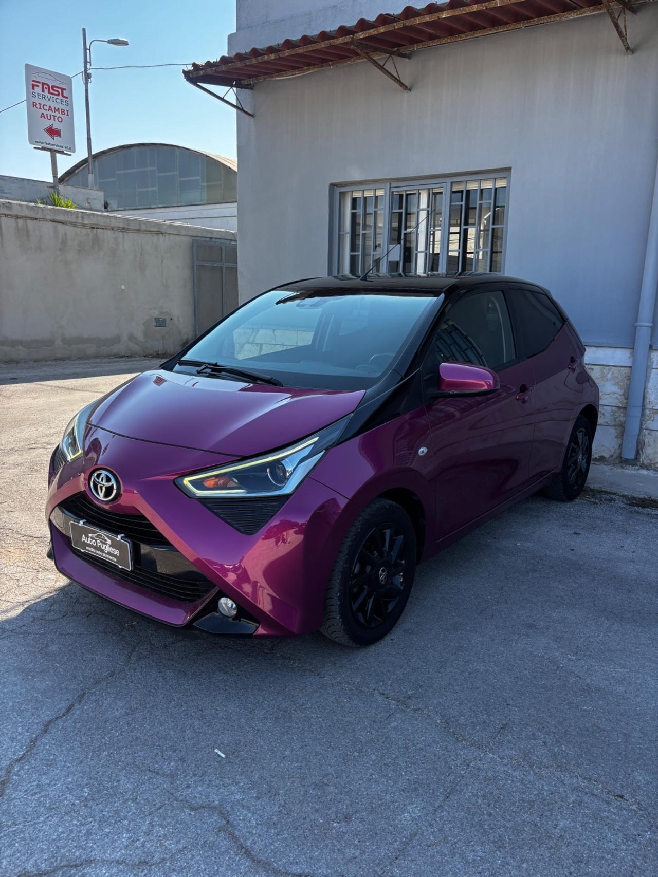 Toyota Aygo 1.0 VVT-i 72 CV 5 porte x-cite