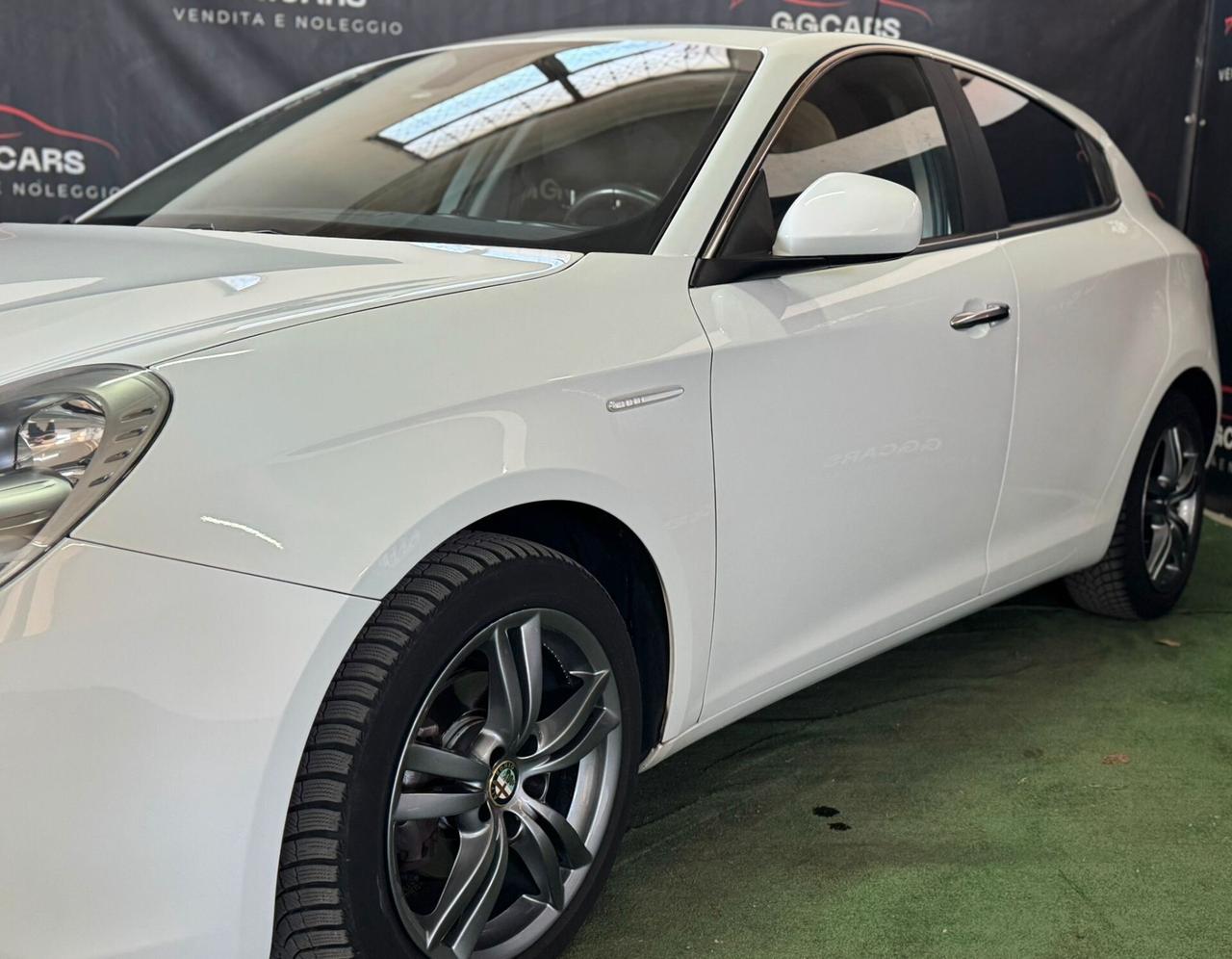 Alfa Romeo Giulietta 1.6 JTDm-2 105 CV Distinctive