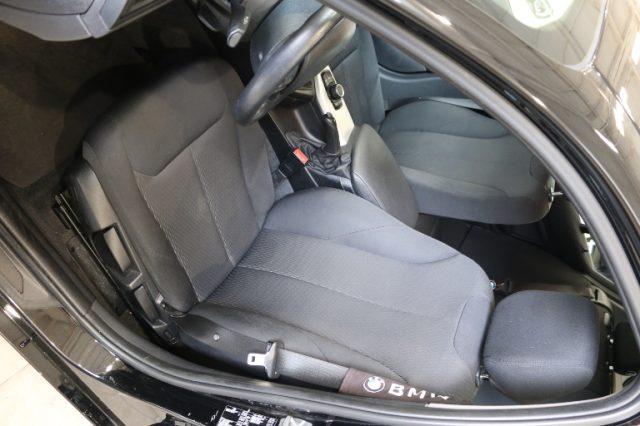 BMW 118 i 5p. Advantage