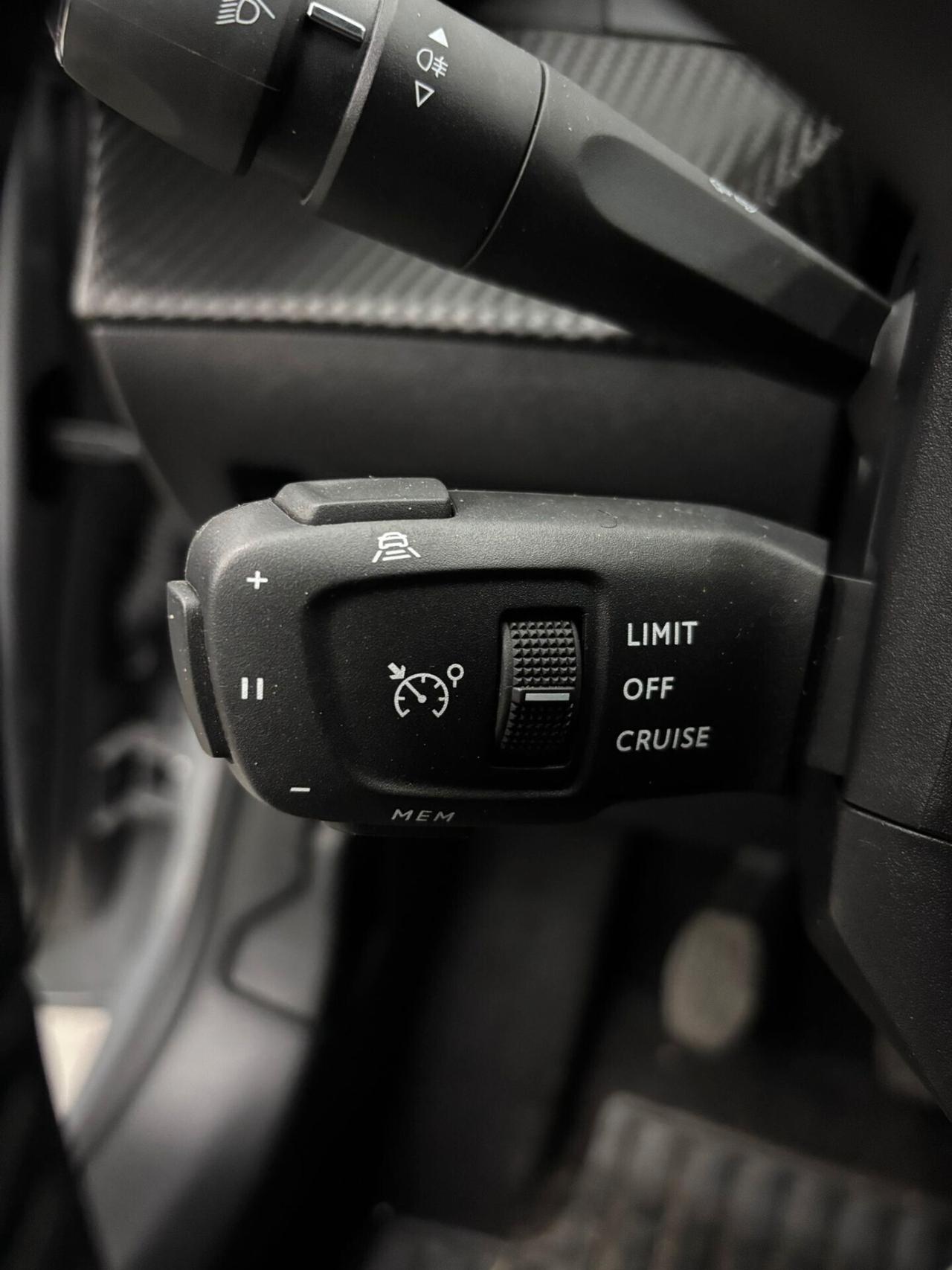 Peugeot 208 1.2 PureTech 100 Stop&Start 5 porte Allure