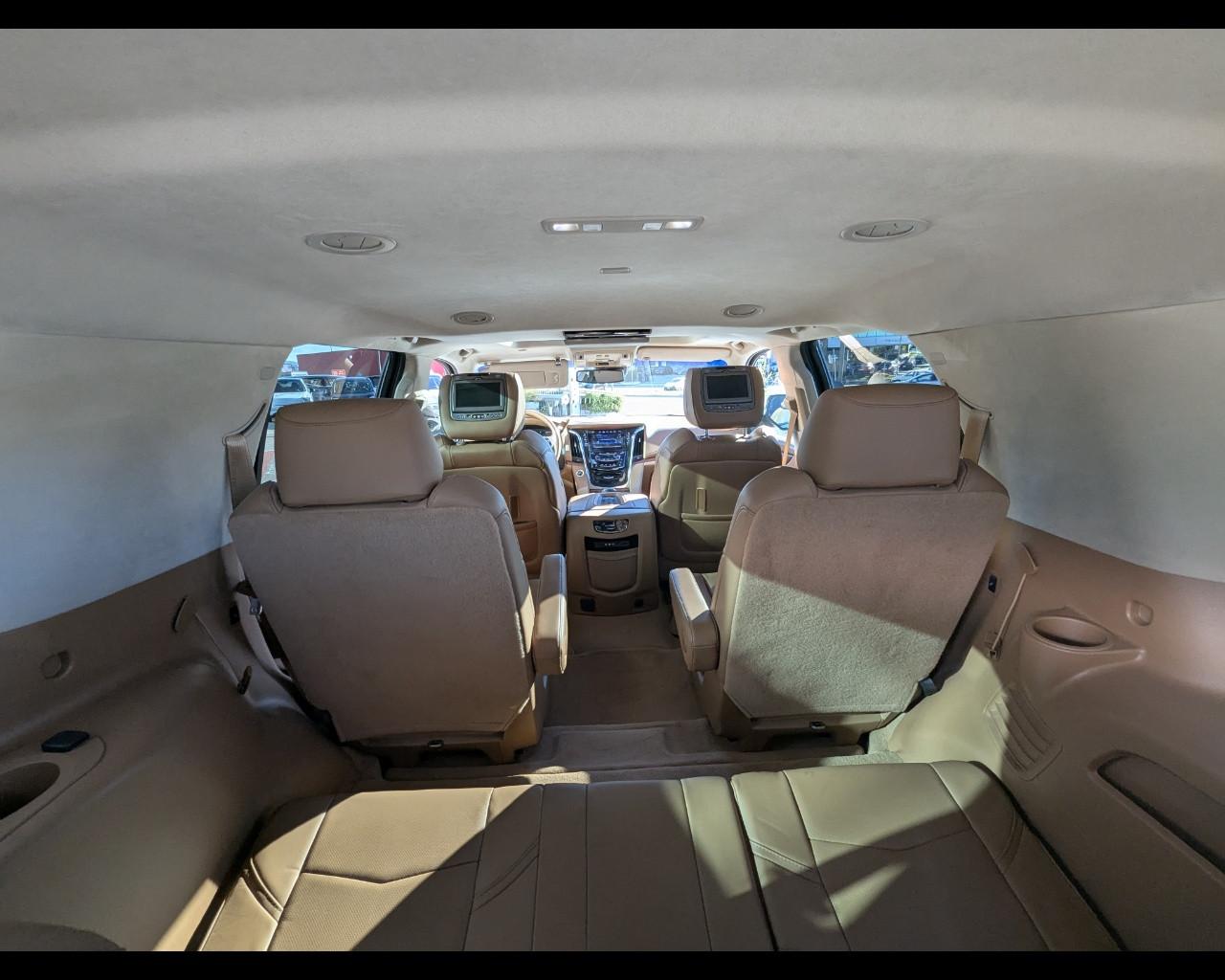 CADILLAC Escalade(2015-2019) - Escalade 6.2L V8 AT AWD Platinum