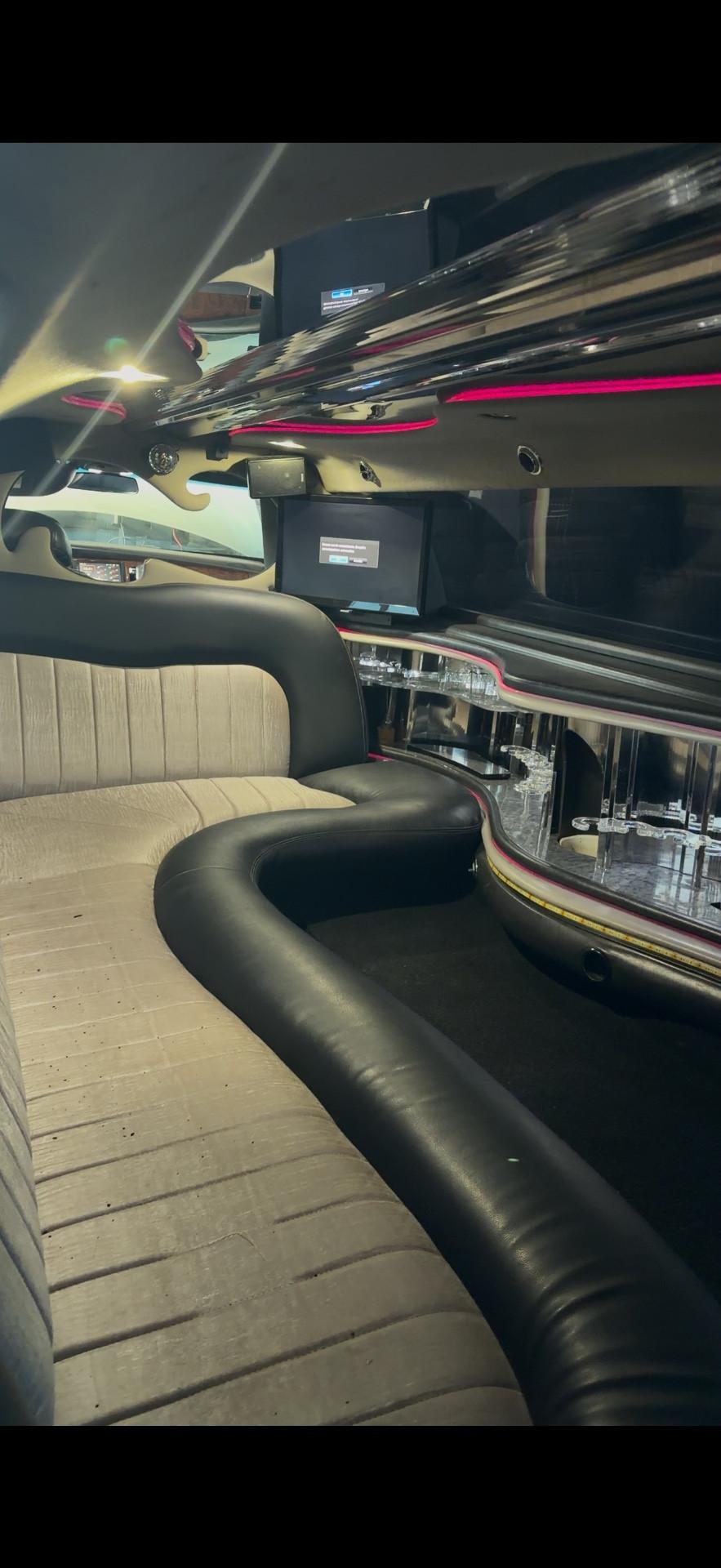 Lincoln LS Limousine