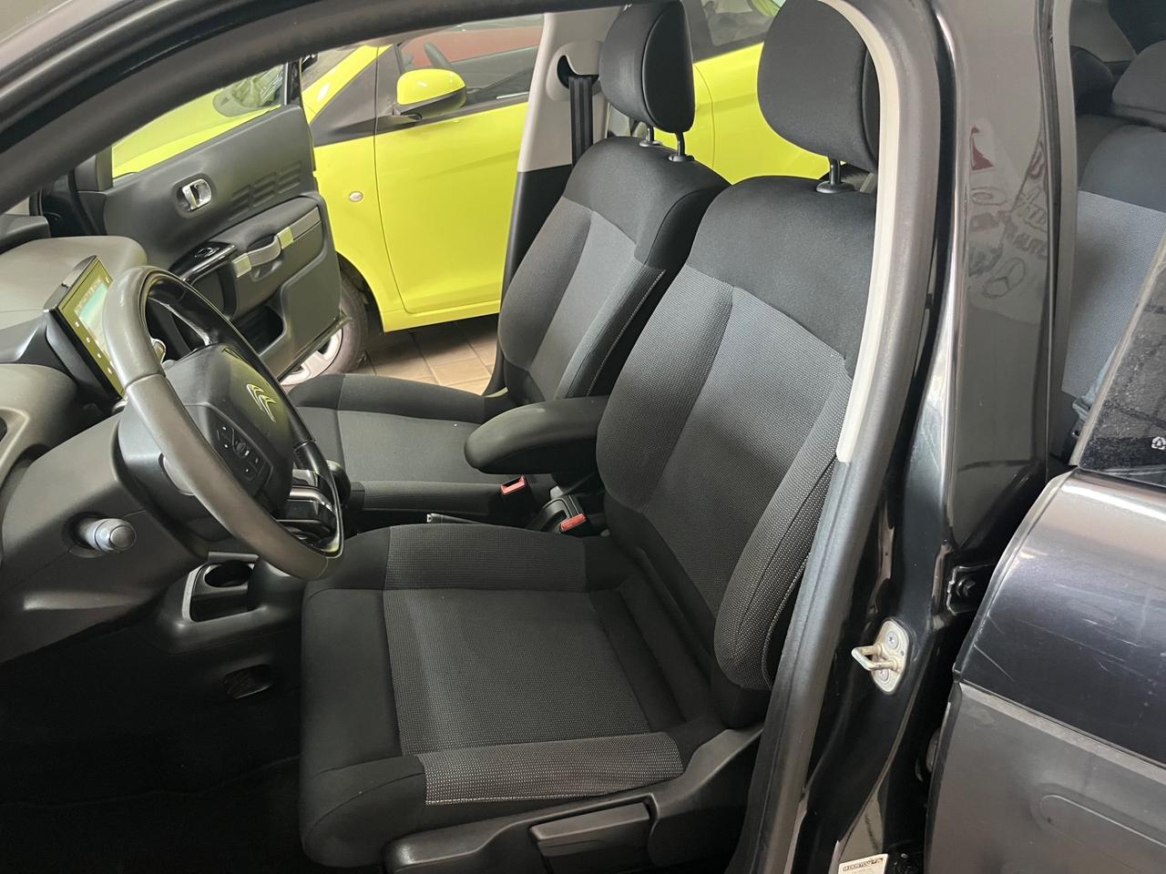 Citroen C4 Cactus BlueHDi 100 Shine 2016