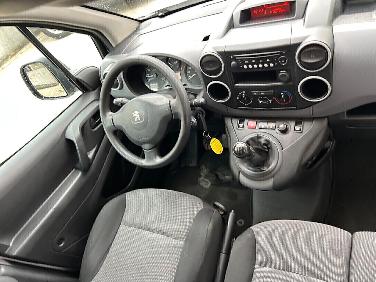 Peugeot PARTNER 1.6 HDI 3 POSTI “ COME NUOVO”