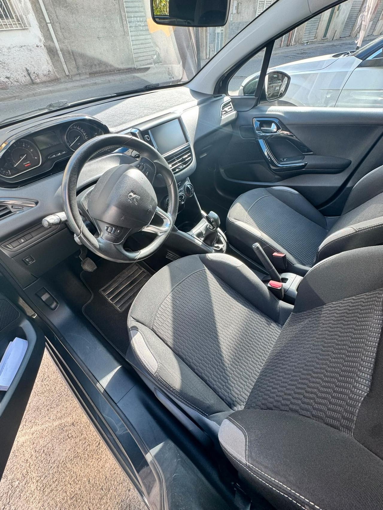 Peugeot 208 BlueHDi 75 5 porte Active