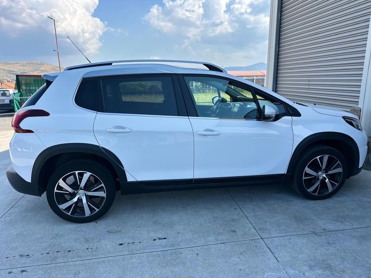 Peugeot 2008 BlueHDi 100 GT Line