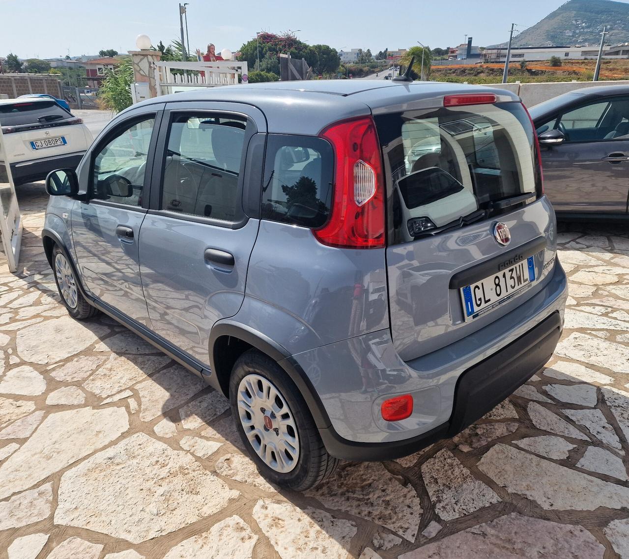 Fiat Panda 1.0 FireFly S&S Hybrid Garmin