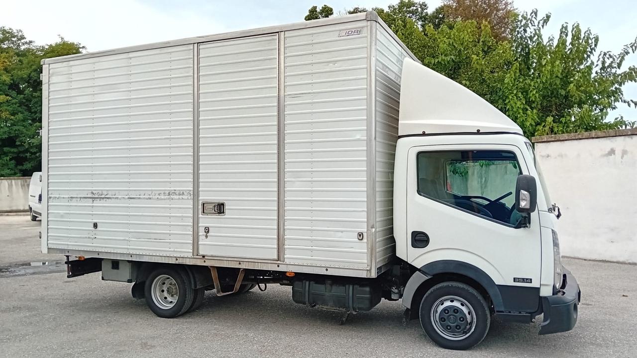 Nissan Cabstar Nissan cabstar nt 400/35.14-2.5 box/allum-2016