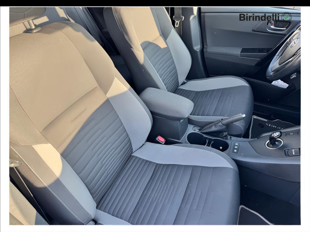 TOYOTA Auris 2ª serie - Auris 1.8 Hybrid Active