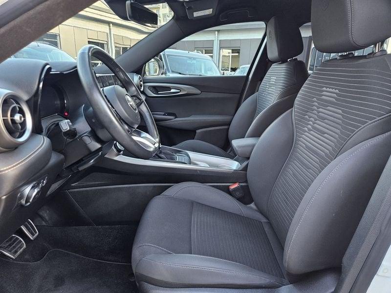 Alfa Romeo Tonale 1.6 Diesel 130cv TCT6 Tributo Italiano