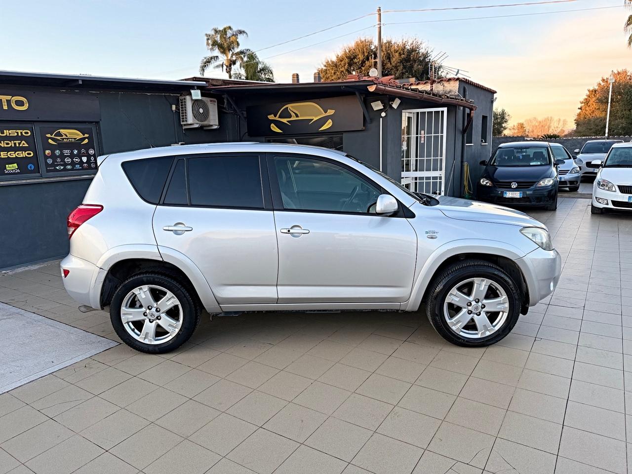 Toyota RAV 4 RAV4 Crossover 2.2 D-Cat 177 CV Luxury Garanzia 12 Mesi