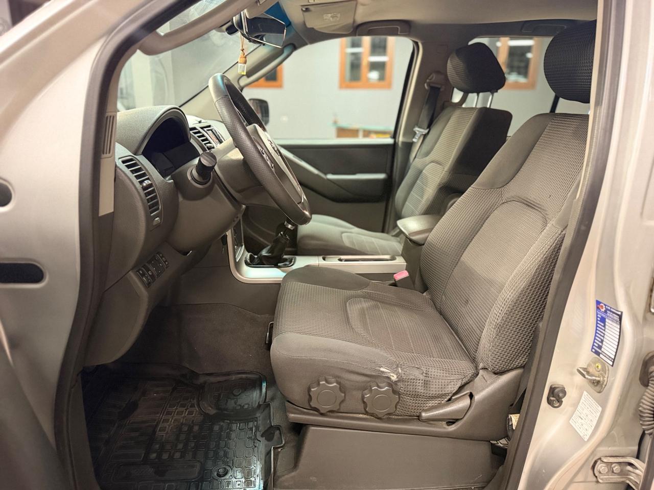 Nissan Pathfinder 2.5 dCi XE Plus