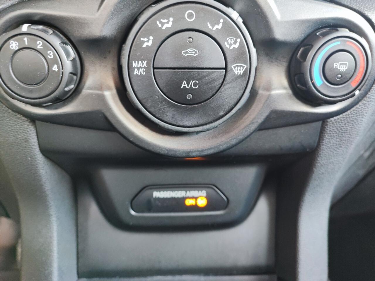 Ford EcoSport 1.5 TDCi 95 CV Titanium