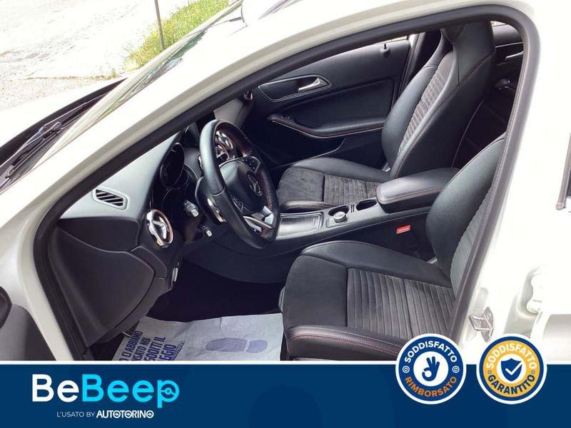 Mercedes-Benz GLA 180 PREMIUM AUTO
